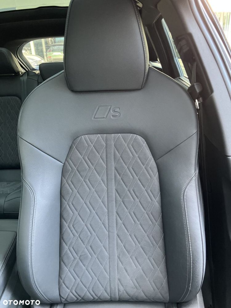 Audi A6 Avant - 16
