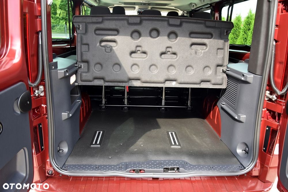 Renault Trafic - 14