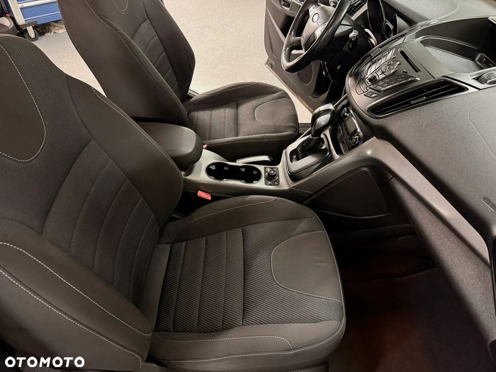 Ford Kuga 2.0 TDCi 4x4 SYNC - 18