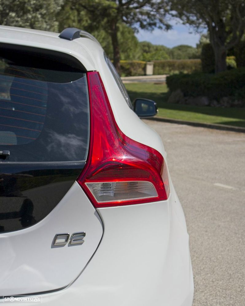 Volvo V40 1.6 D2 Momentum - 5