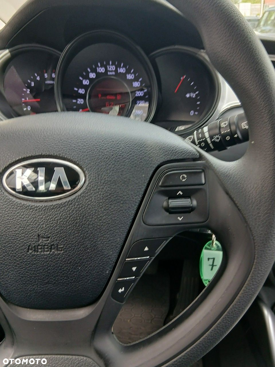 Kia Ceed - 25