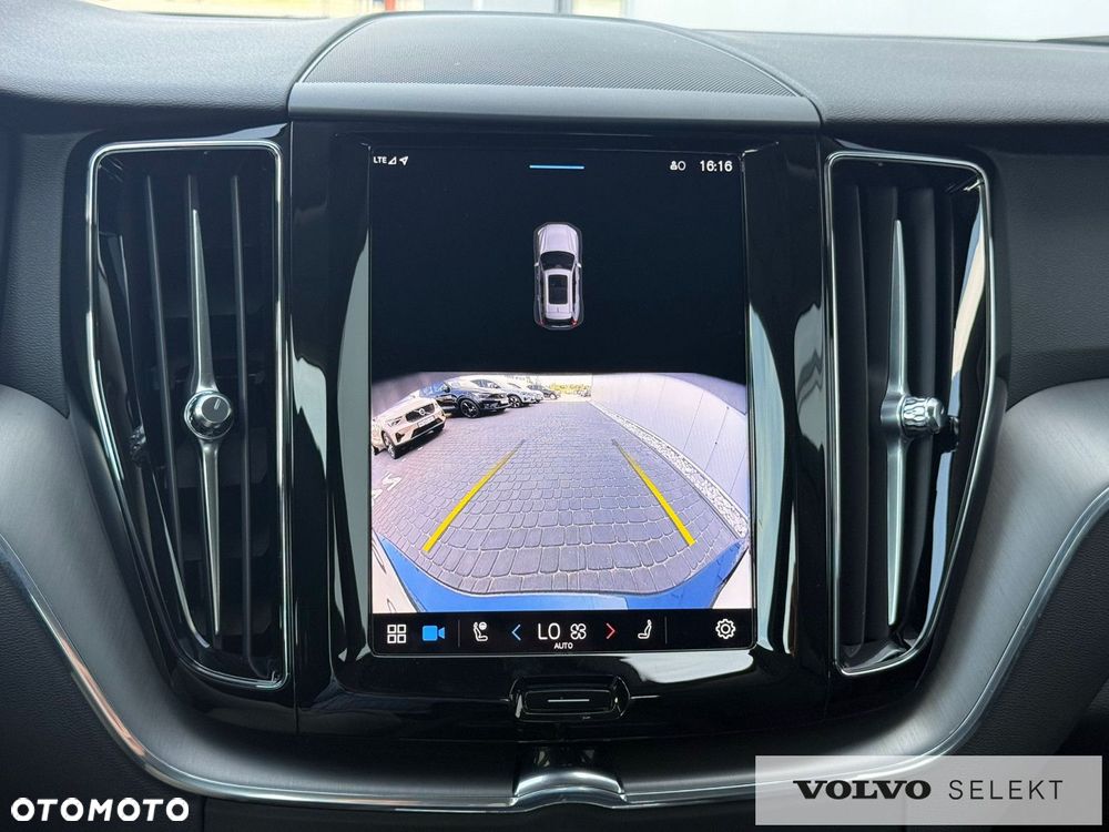 Volvo XC 60 - 25