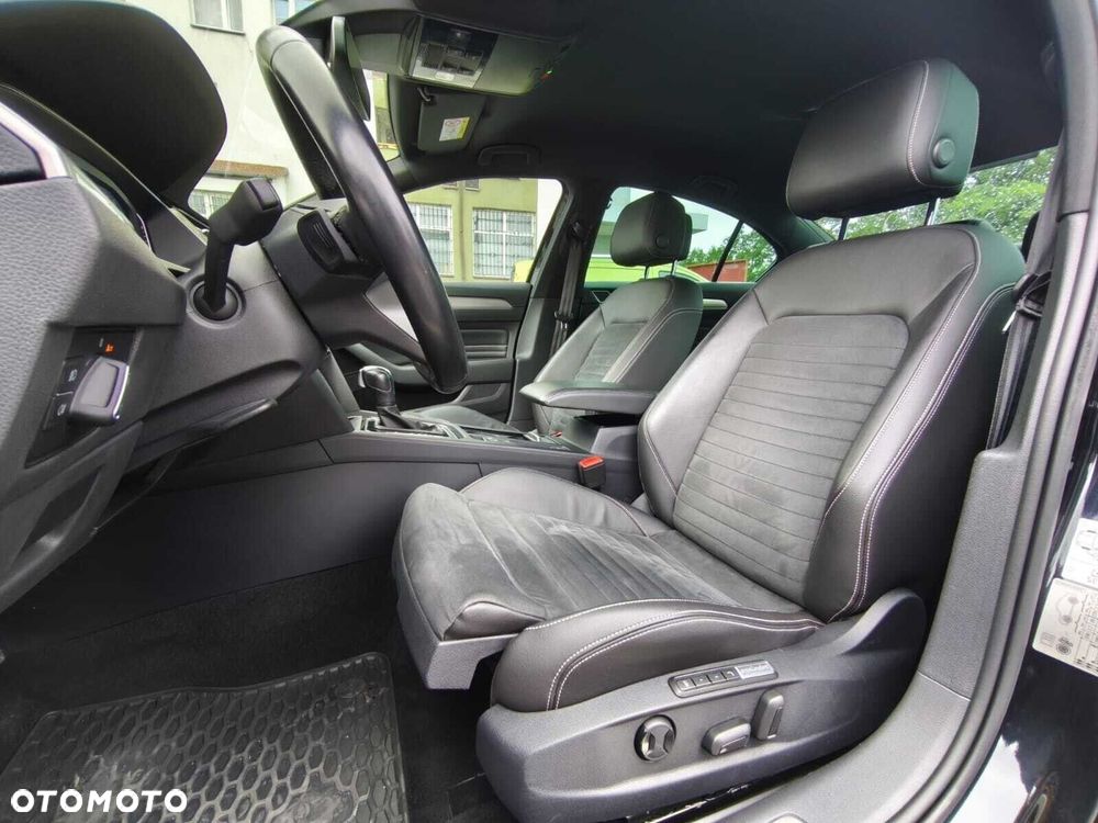 Volkswagen Passat 2.0 TSI 4Mot Elegance DSG - 9