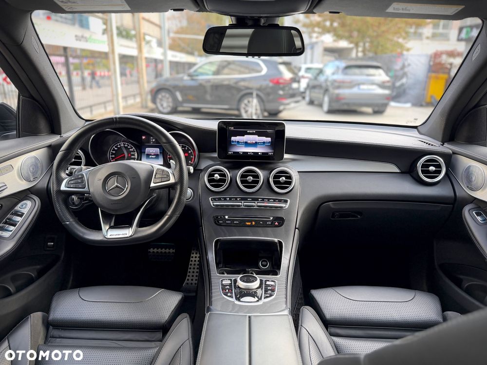 Mercedes-Benz GLC - 27