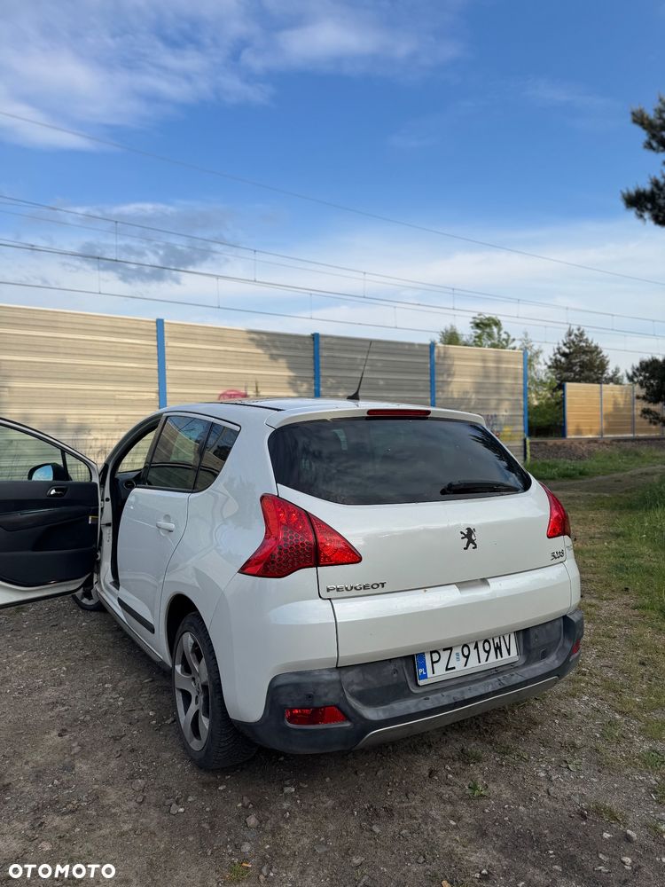 Peugeot 3008 2.0 HDi Allure - 10