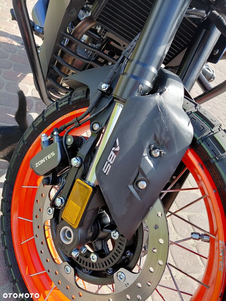 Zontes 125 Z2 - 12