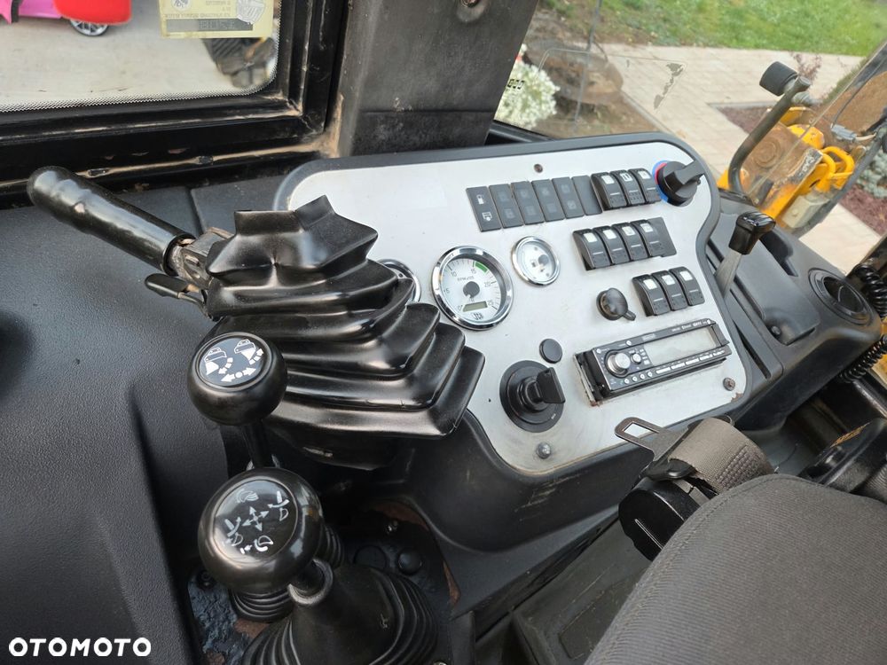 JCB 2CX - 26