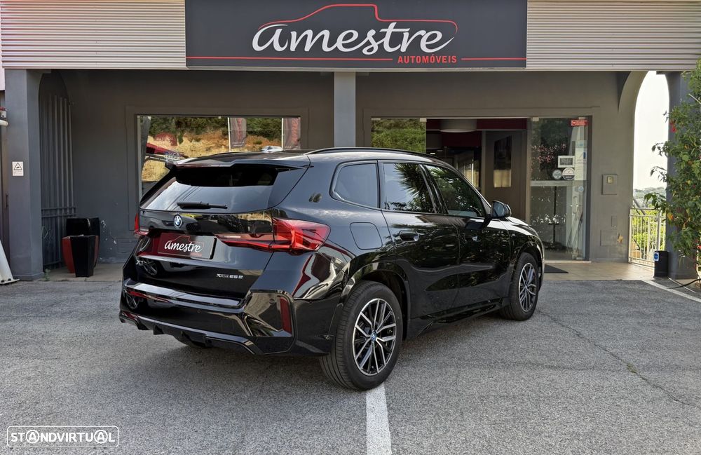 BMW X1 xDrive25e Pack Desportivo M - 3