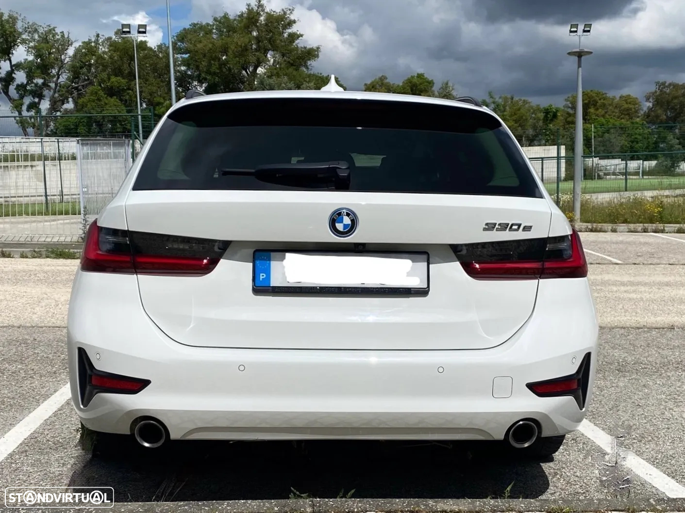 BMW 330 e Touring Auto - 15