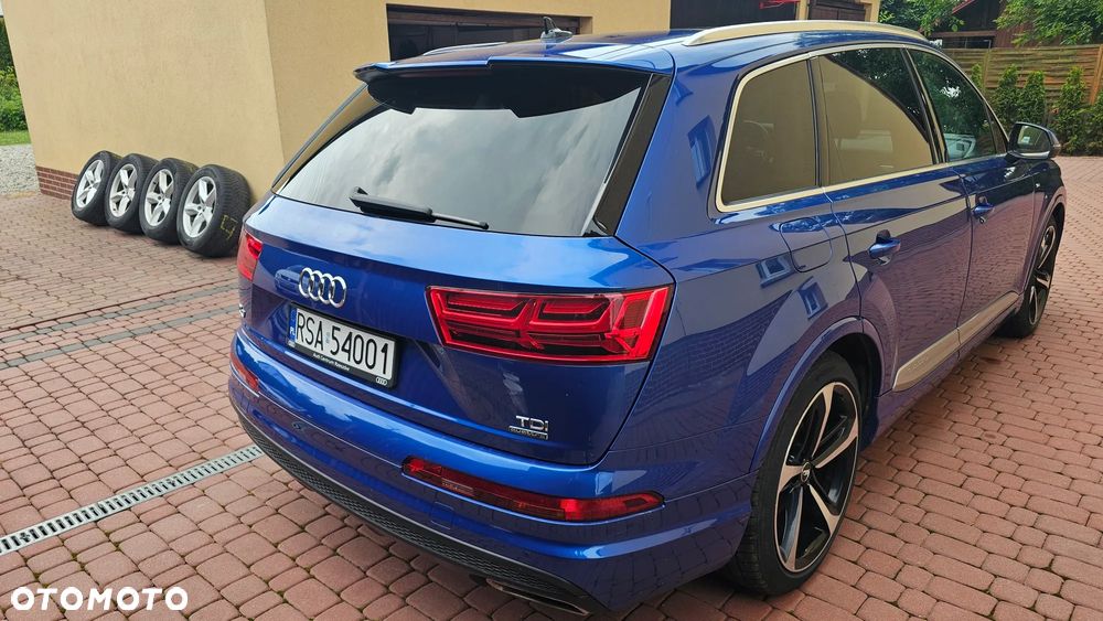Audi Q7 - 25