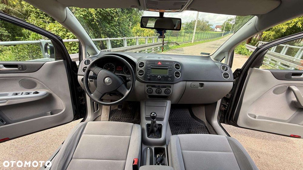 Volkswagen Golf 1.6 Comfortline - 6
