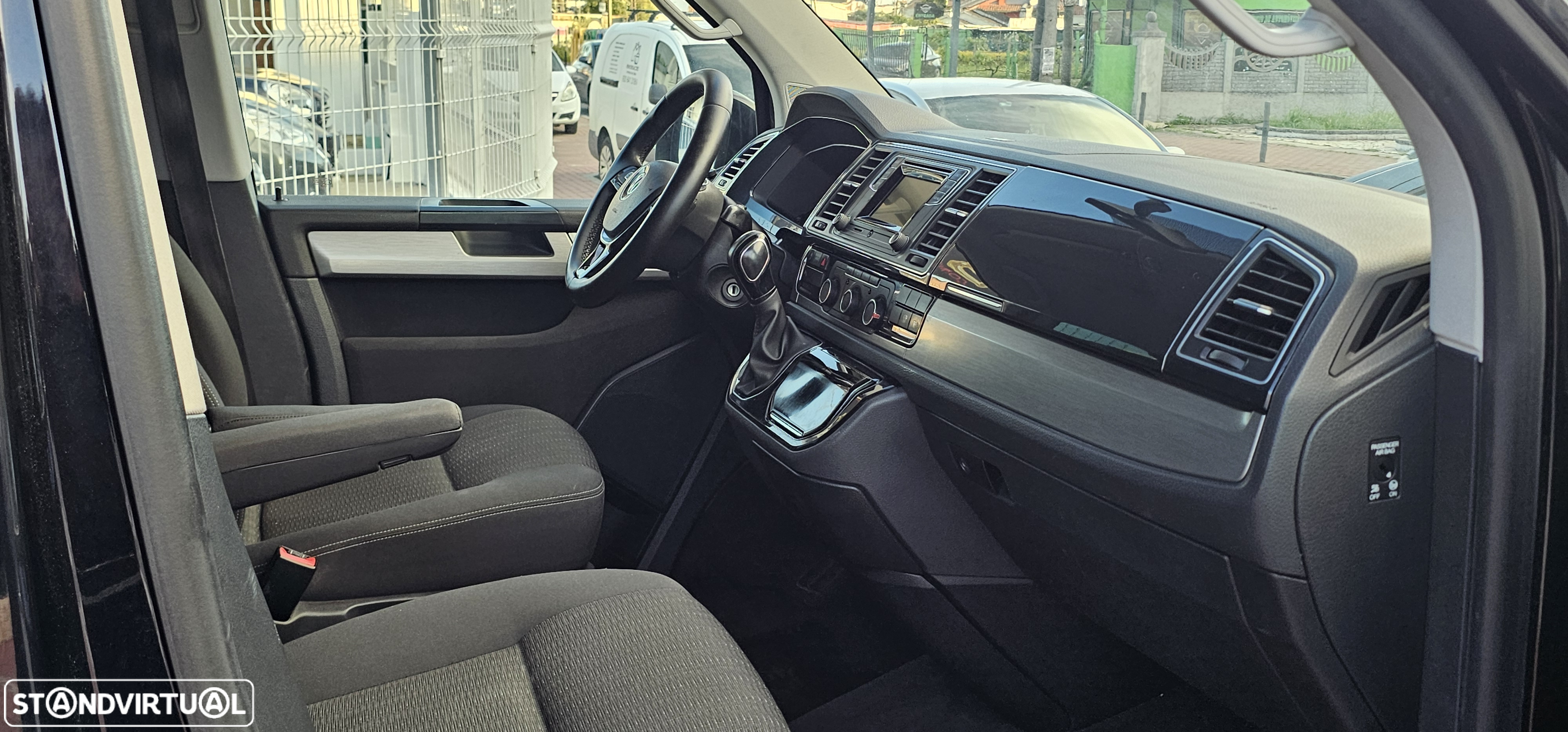 VW Multivan 2.0 TDi BM Longa Comfortline DSG - 6