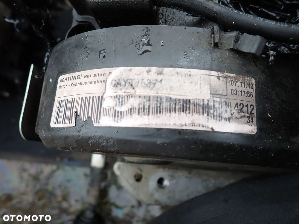 VOLKSWAGEN CADDY III 1.6 TDI CAYT SILNIK SŁUPEK - 3