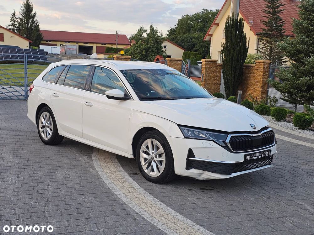 Skoda Octavia 1.5 TSI mHEV Edition 130 Selection DSG - 2