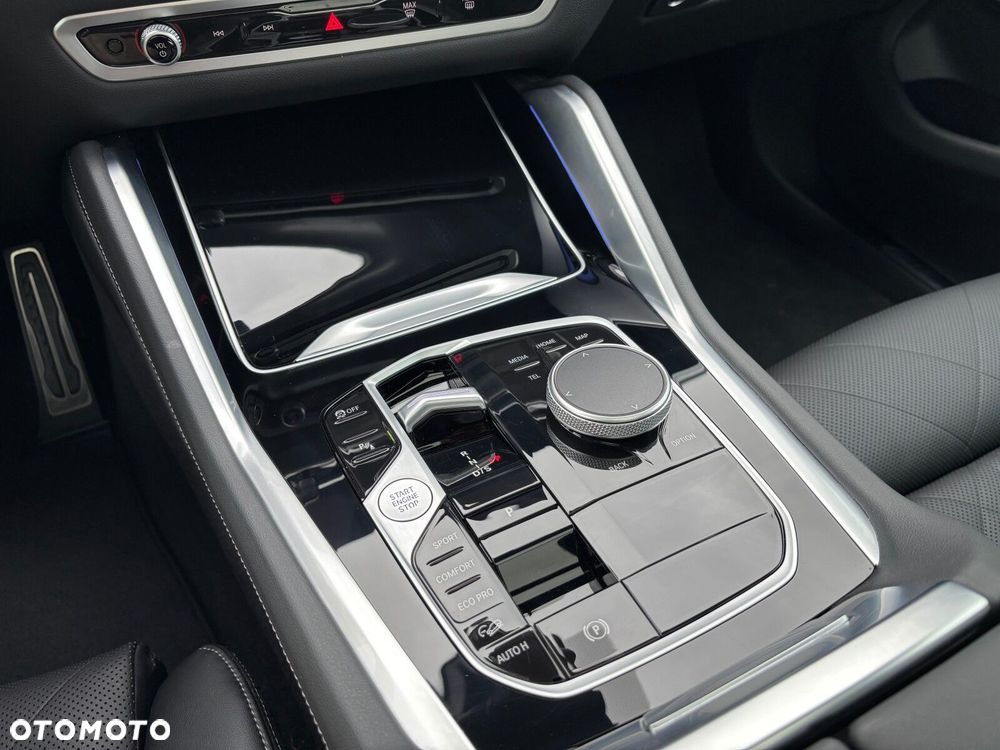 BMW X6 - 32