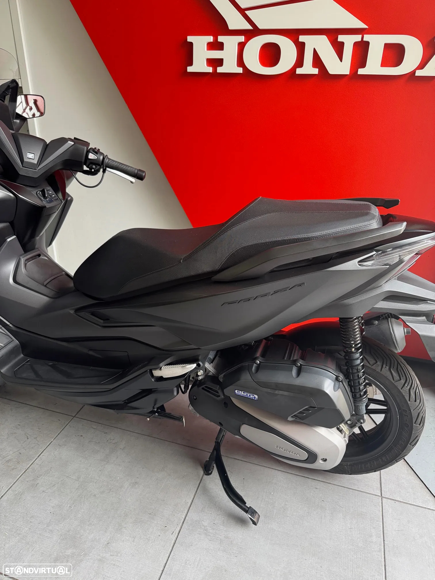 Honda Forza - 6