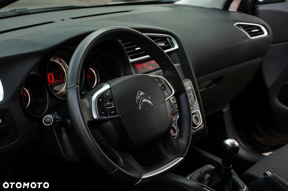 Citroën C4 VTi 120 Selection - 25