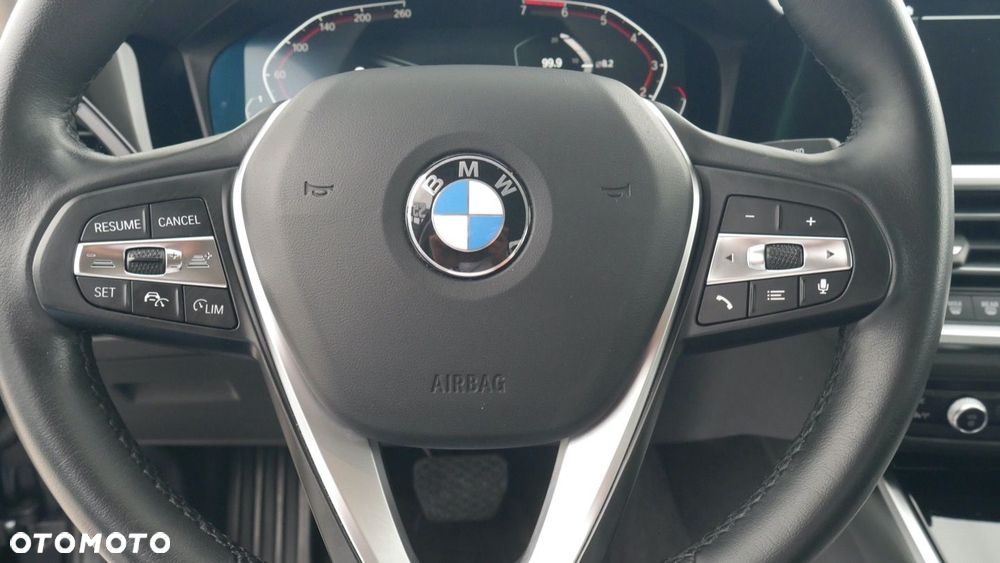 BMW Seria 3 - 22