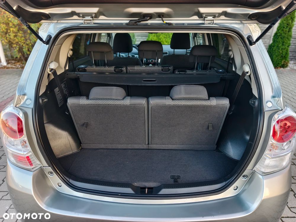 Toyota Verso 1.8 7-Sitzer Skyview Edition - 27
