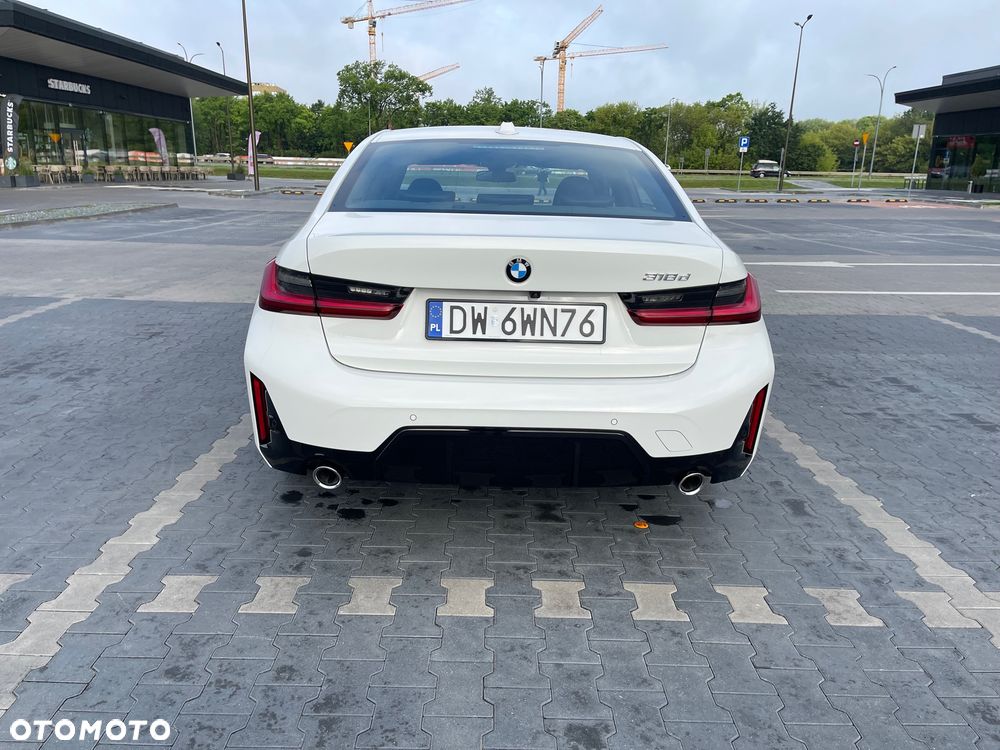 BMW Seria 3 318d mHEV M Sport - 6
