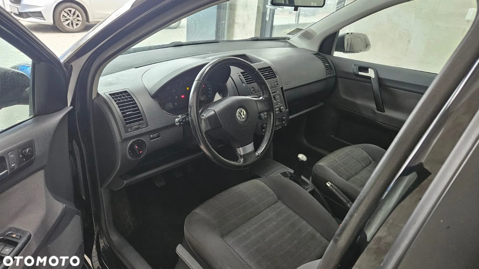 Volkswagen Polo - 7