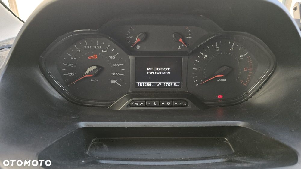 Peugeot Partner - 26