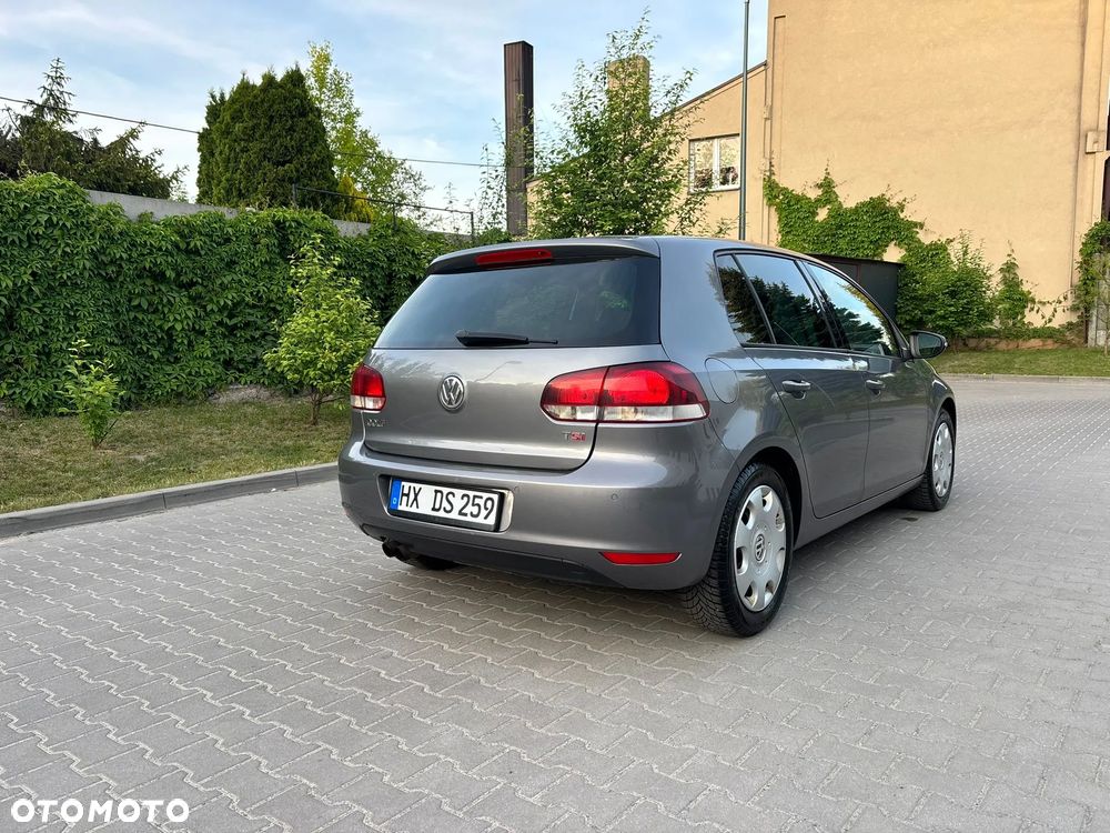Volkswagen Golf - 4