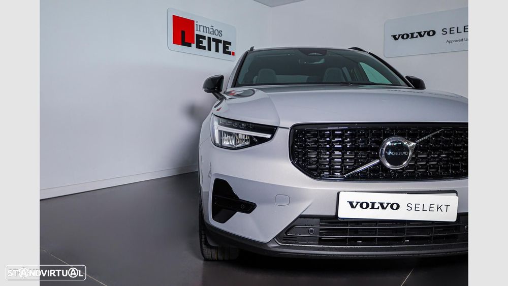 Volvo XC 40 2.0 B3 Plus Dark - 6