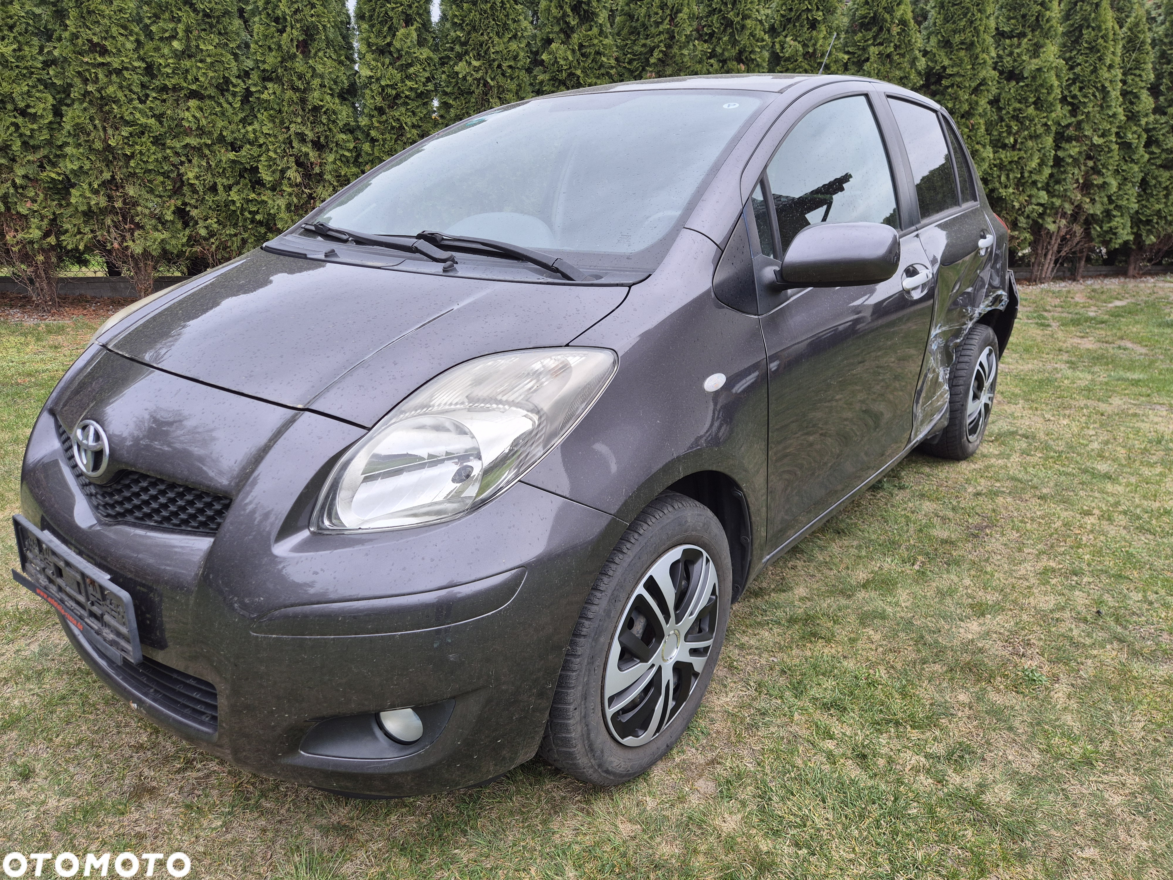 Toyota Yaris - 3