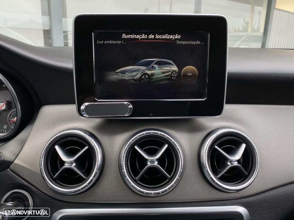 Mercedes-Benz CLA 180 d Shooting Brake Urban - 21