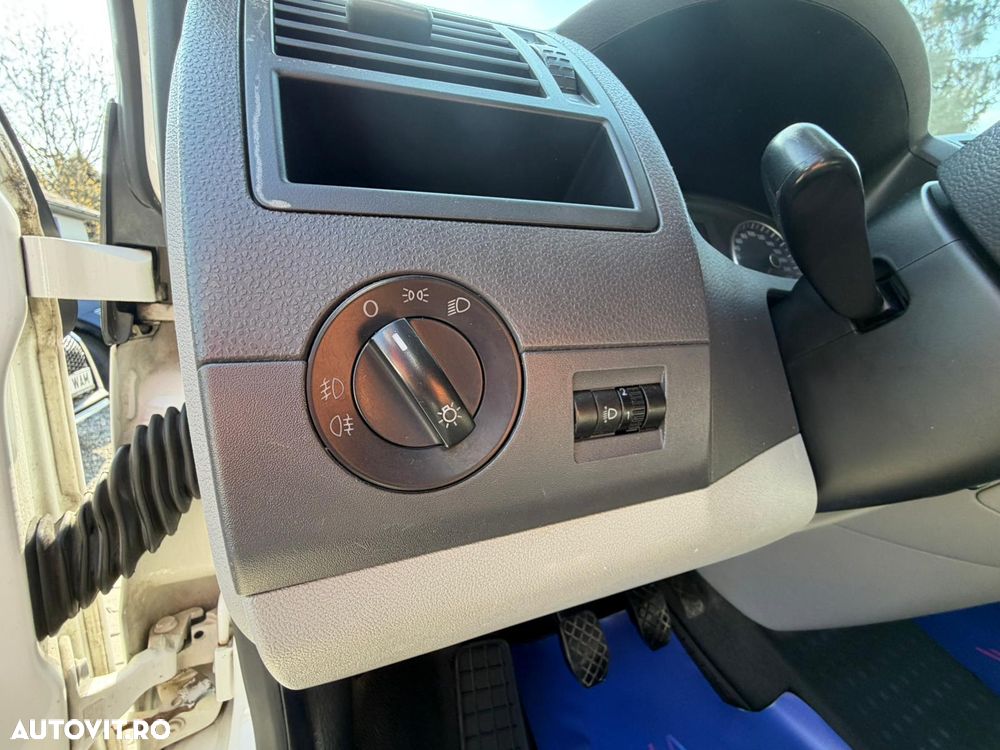 Volkswagen Transporter Standard - 13