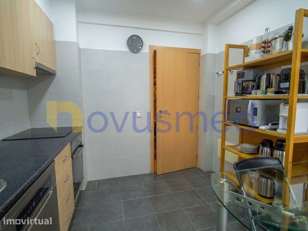 Apartamento T2 com Ar Condicionado nas Ferreiras - Grande imagem: 5/20