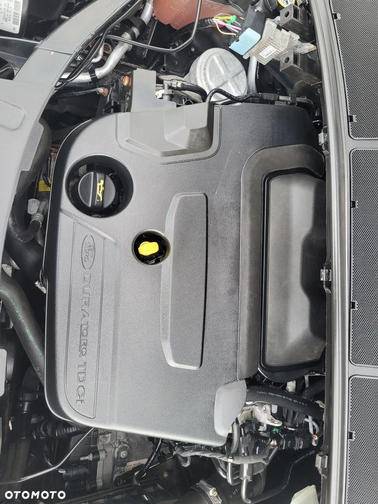 Ford Galaxy 2.0 TDCi DPF Business Edition - 25