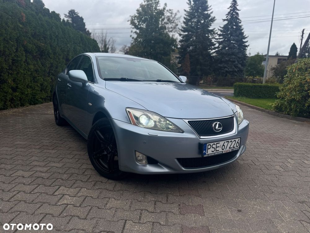 Lexus Is 2008 photo 2
