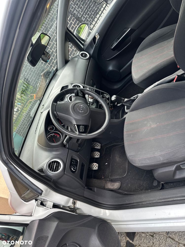 Opel Corsa - 4