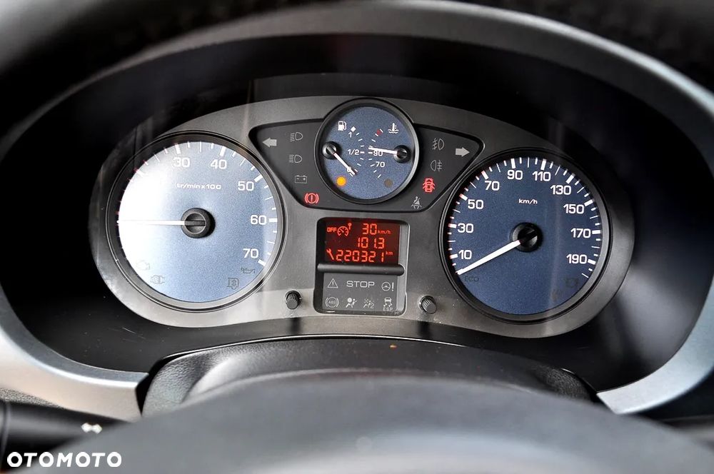 Peugeot Partner 1.6 VTC - 19