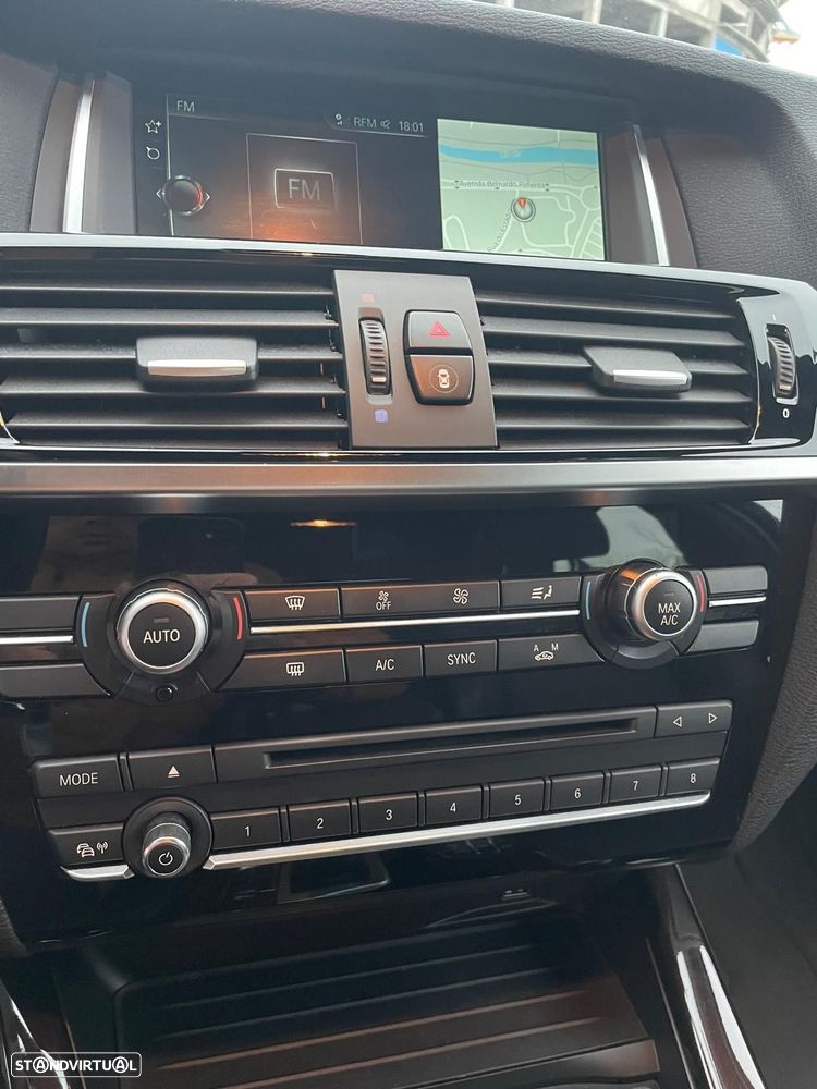 BMW X4 20 d xDrive XLine Auto - 3