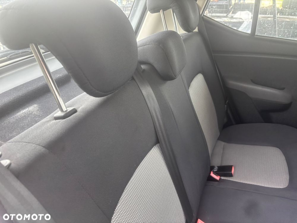 Hyundai i10 1.1 Style - 21