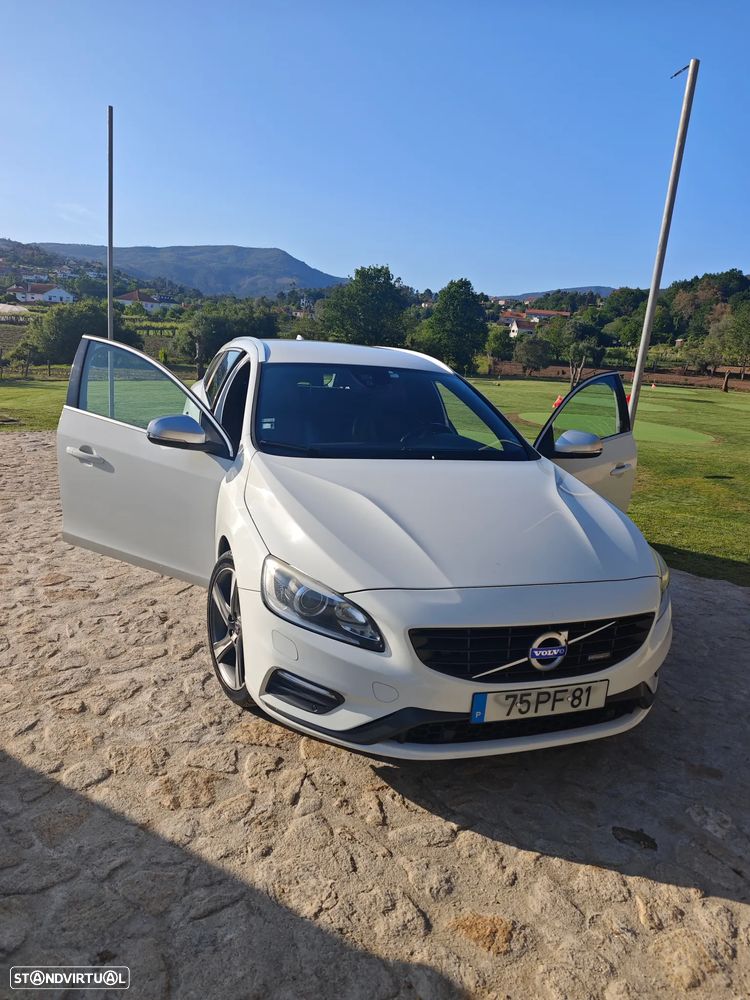 Volvo V60 2.0 D4 R-Design Summum - 12