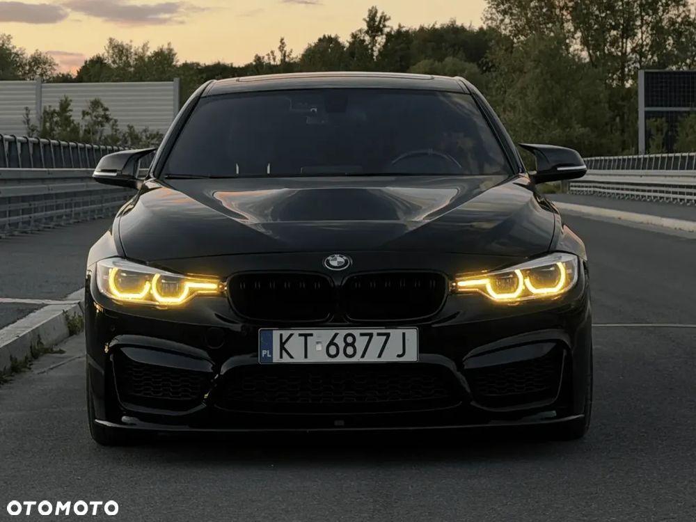 BMW Seria 3 330i xDrive Edition M Sport Shadow - 2