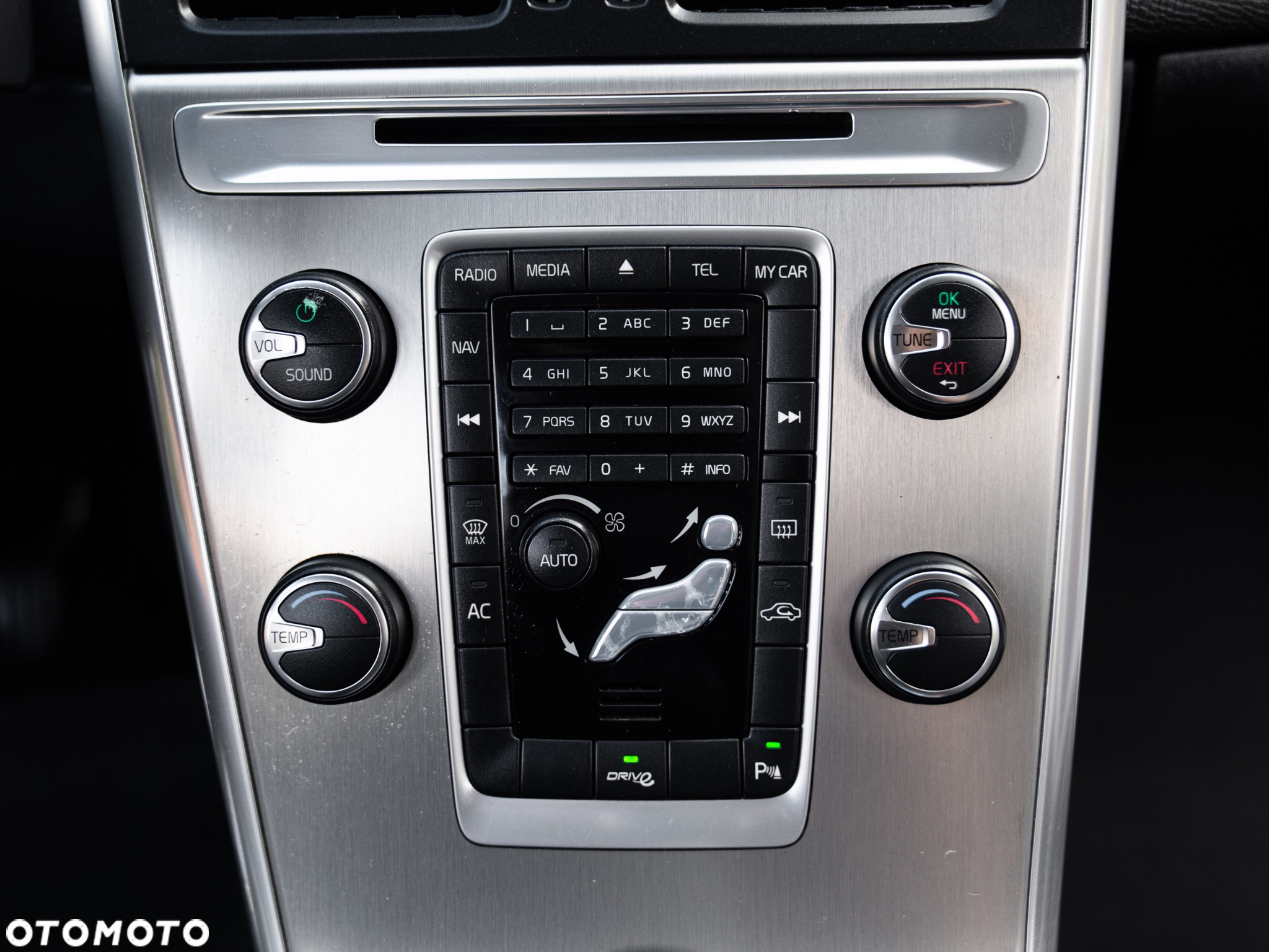 Volvo XC 60 D3 Momentum - 35