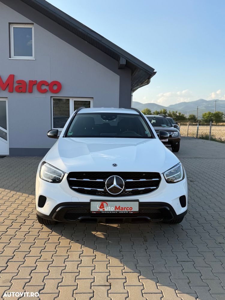 Mercedes-Benz GLC 200 4MATIC 9G-TRONIC - 9
