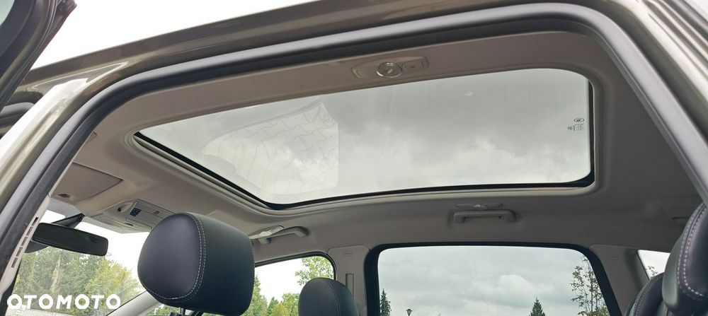 Ford S-Max - 22