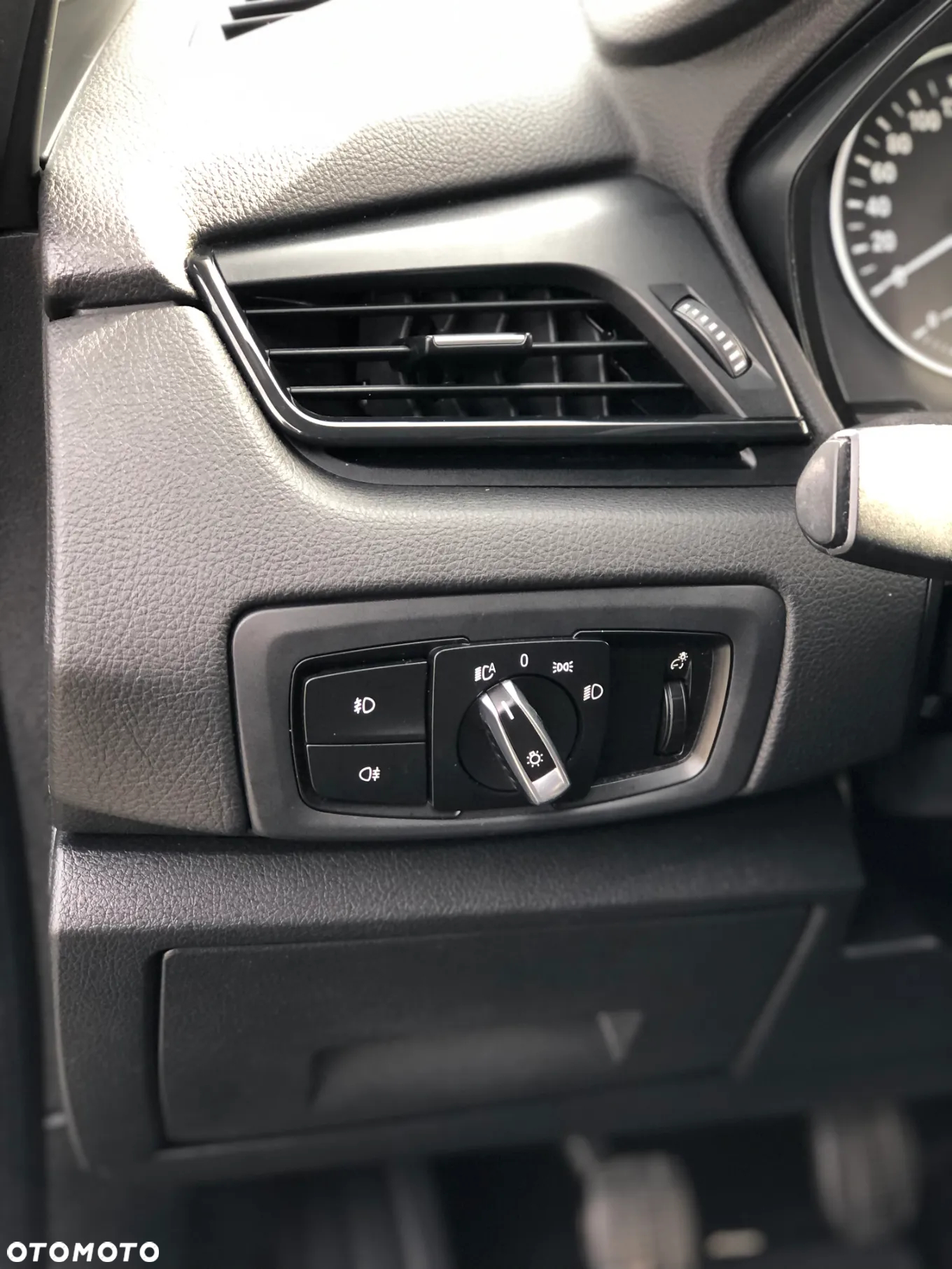 BMW Seria 2 218d Active Tourer Sport Line - 26