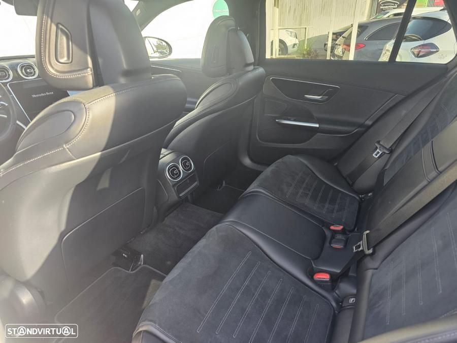 Mercedes-Benz C 300 e T 9G-TRONIC AMG Line - 18