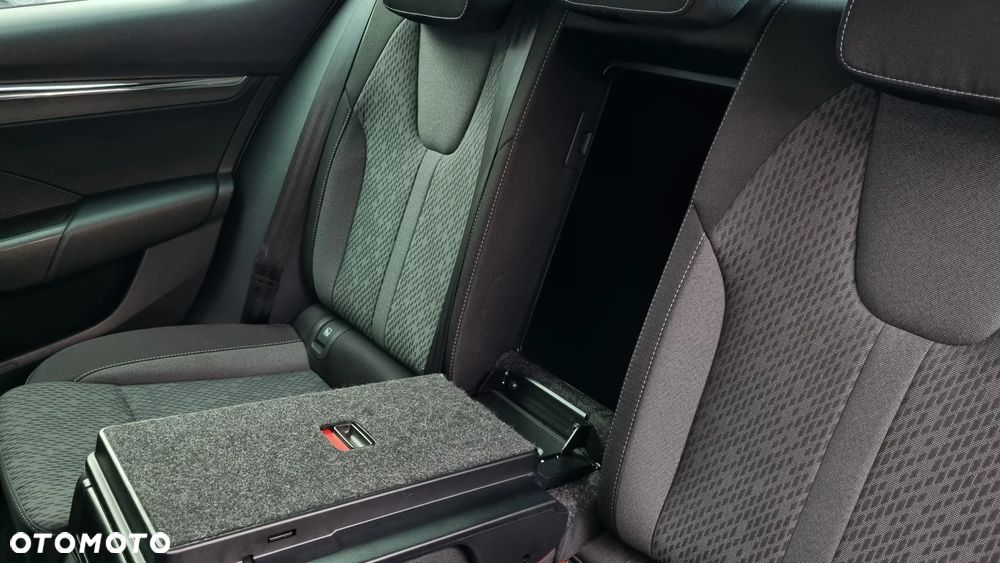 Skoda Octavia 1.5 TSI e-TEC DSG Edition Plus - 19