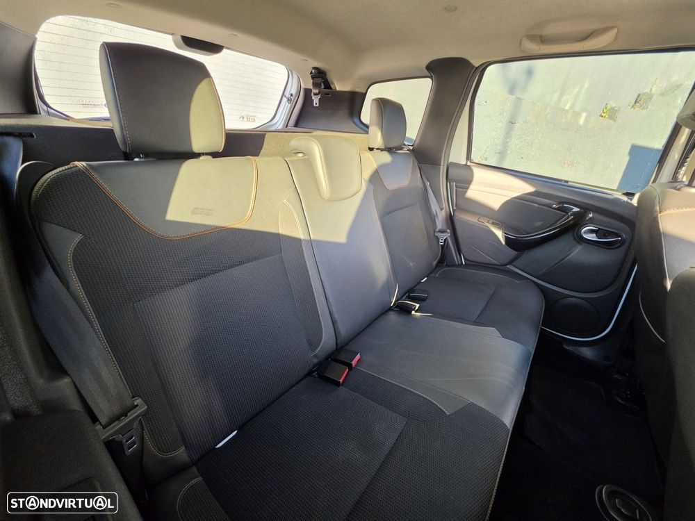 Dacia Duster 1.2 TCe Prestige - 16