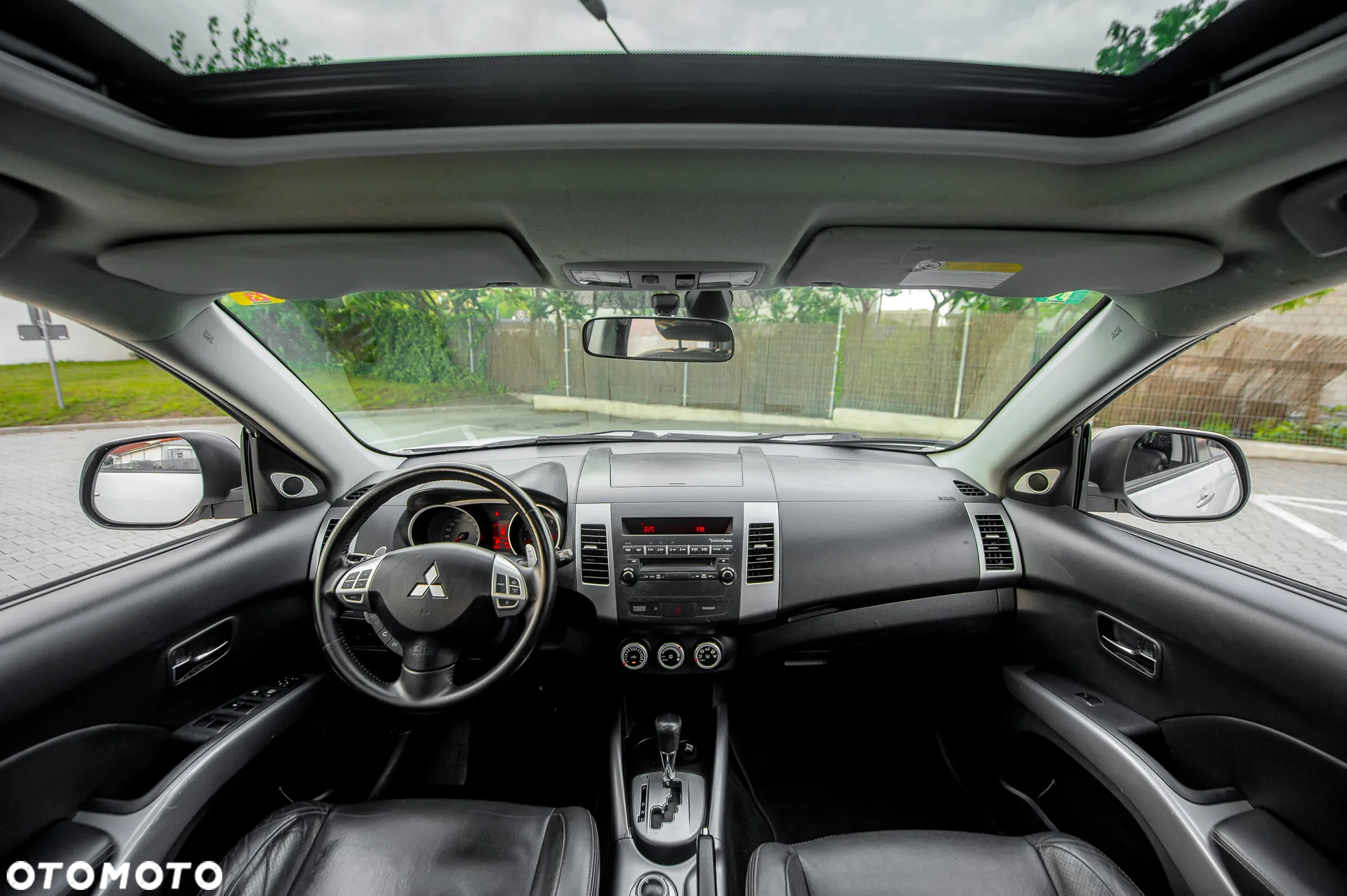 Mitsubishi Outlander 2.4 Invite CVT - 28
