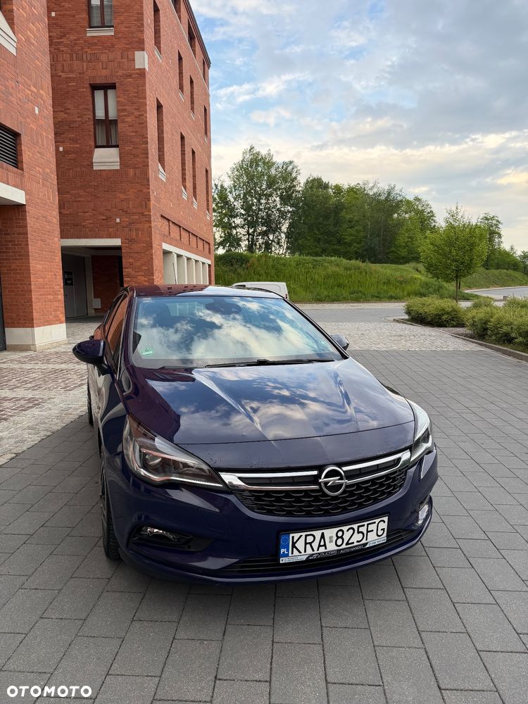 Opel Astra 1.6 T Enjoy S&S - 10