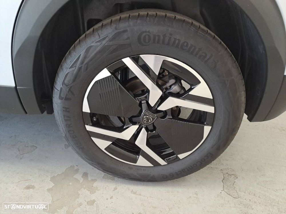 Peugeot 2008 1.2 Hybrid Allure e-DCS6 - 11